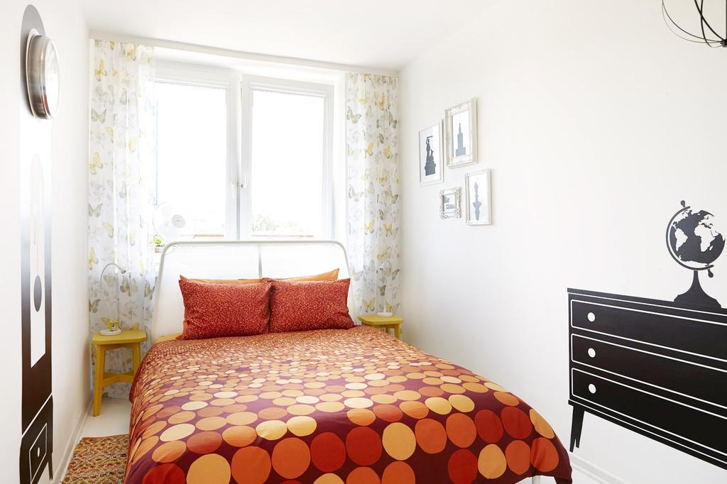 Lovely Sunny Flat In City Center Varsóvia Quarto foto
